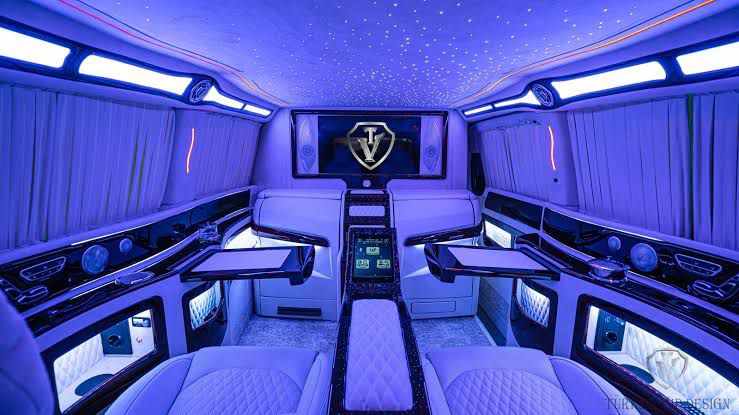 Imperial Passage VIP aracı 2